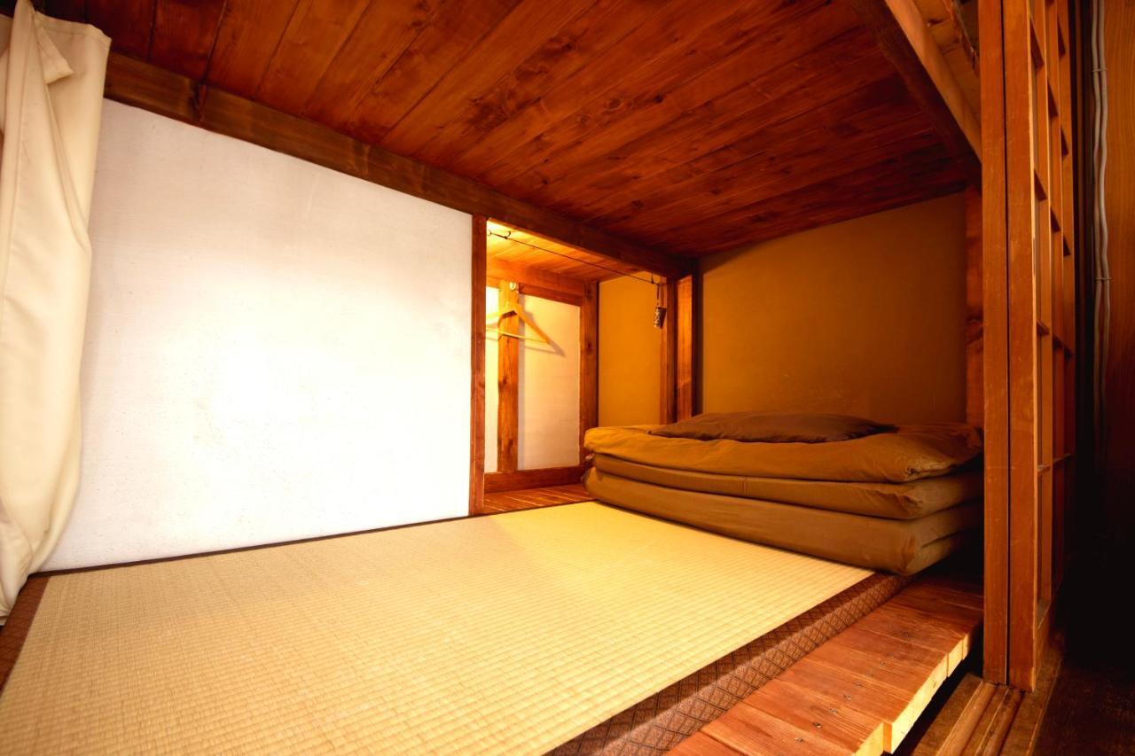 Guesthouse Yululu Kyoto Bagian luar foto